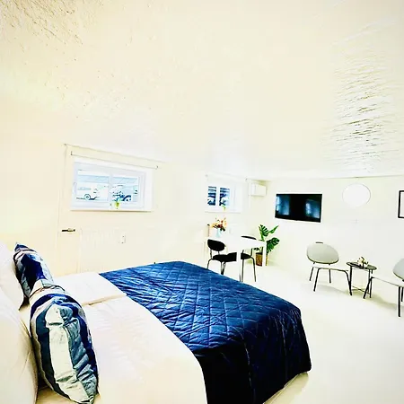 Apartment Aday - Blue Water With Public Parking *